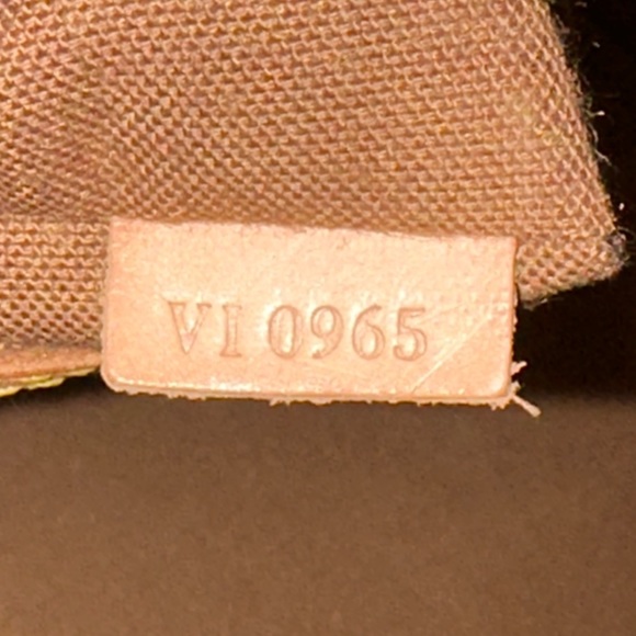 Louis Vuitton Alma PM Monogram Canvas - Picture 16 of 16